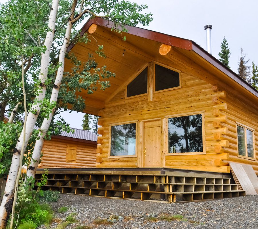 Log Homes & Cabins Carpenter's Construction